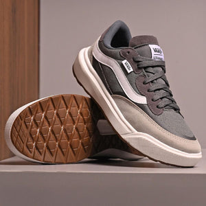 Vans UltraRange