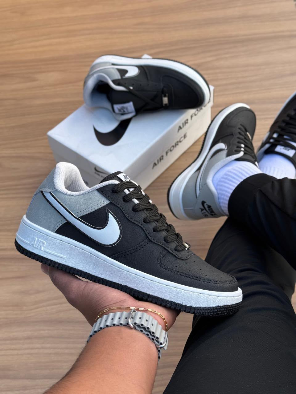 Nike Air Force