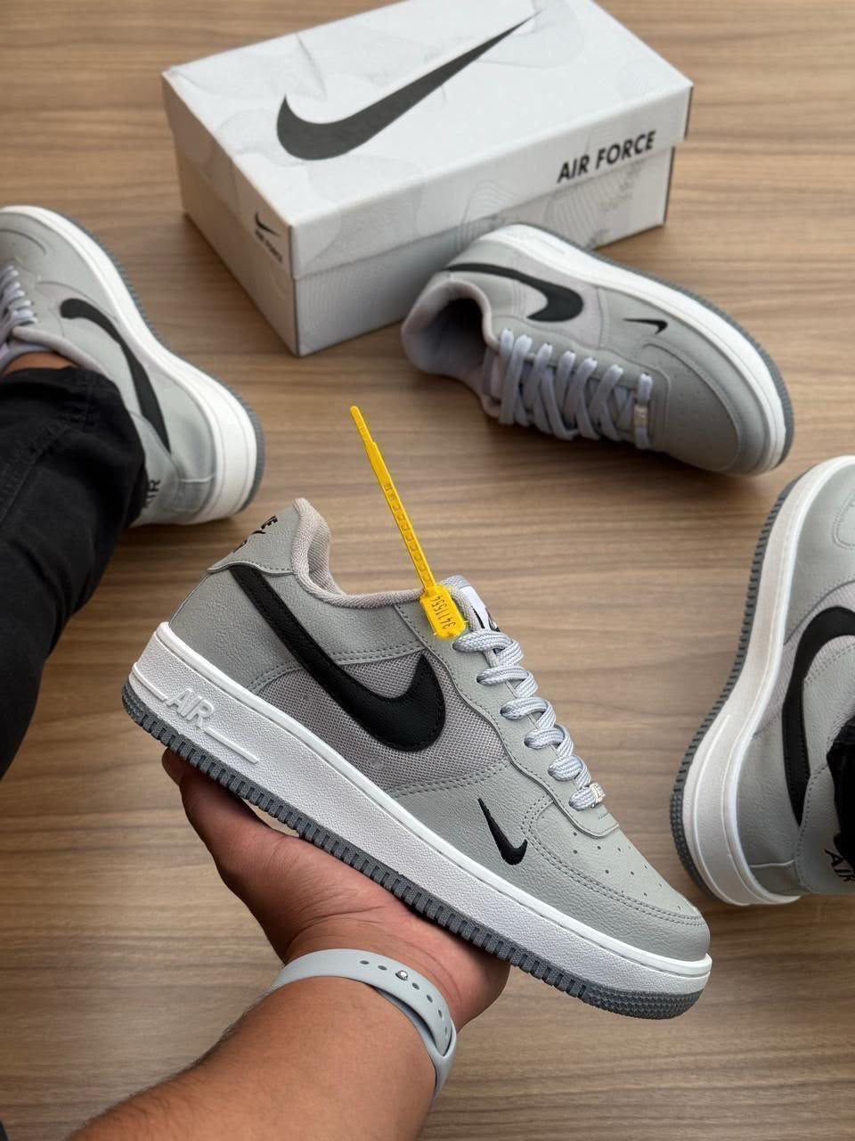 Nike Air Force