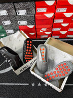 NIKE MIND 001