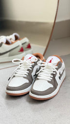 Jordan Low - Varios colores