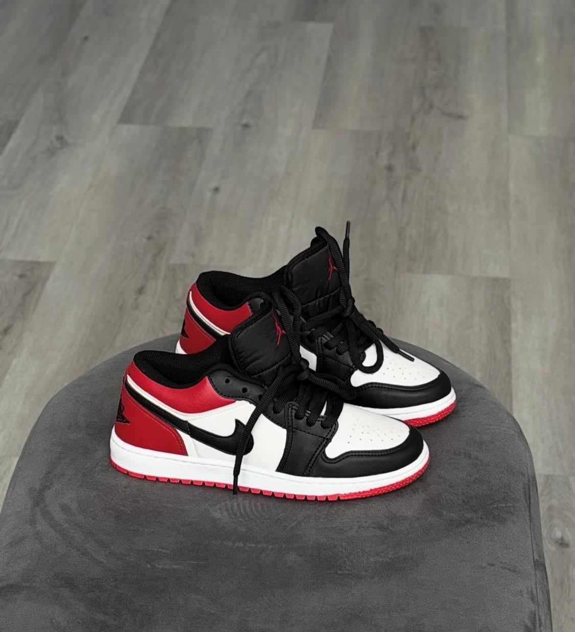 Jordan Low - Varios colores
