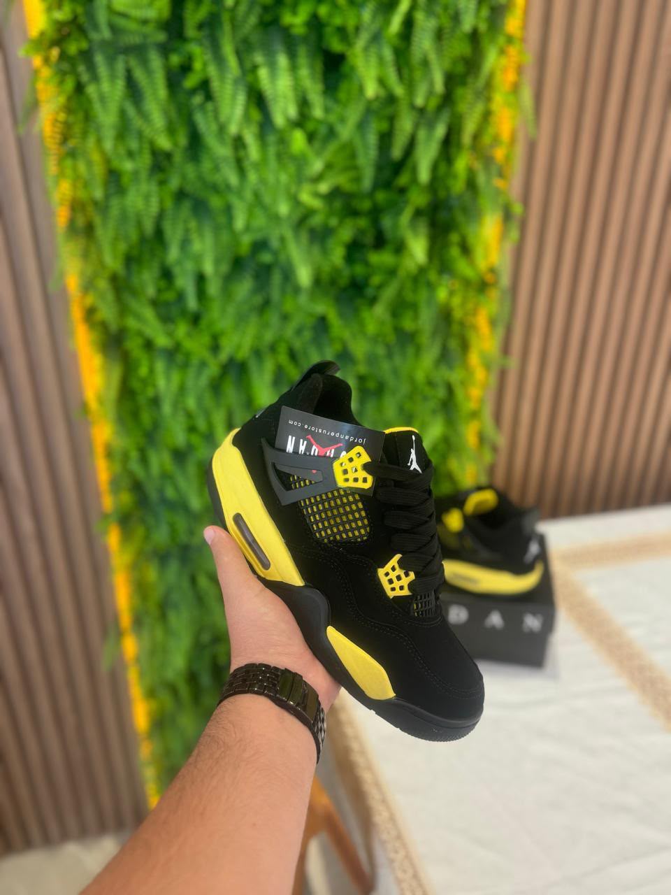 Jordan 4 Talles Bajos