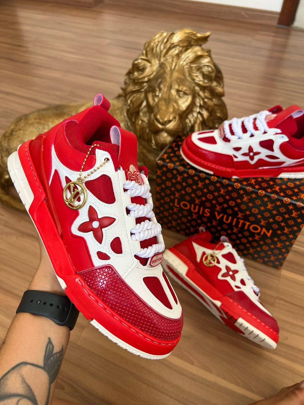 LV Sneaker - Varios colores